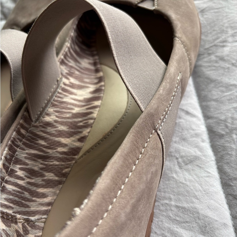 New Women’s Taupe Slip-On Ballet Flats